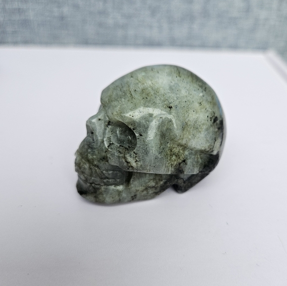 Labradorite Crystal Skull - Picture 1 of 5
